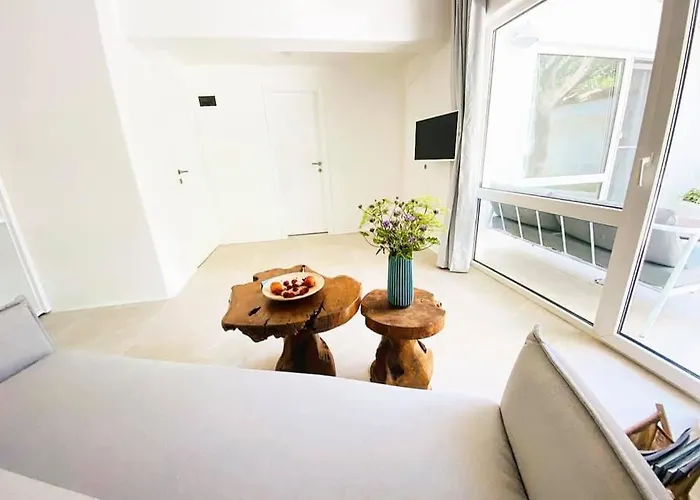 Friends Family Hotel Lozenets