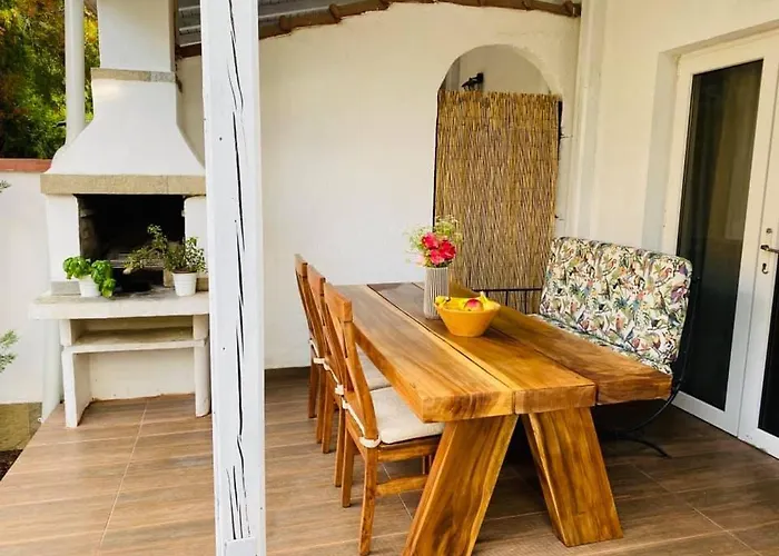 Friends Family Hotel *