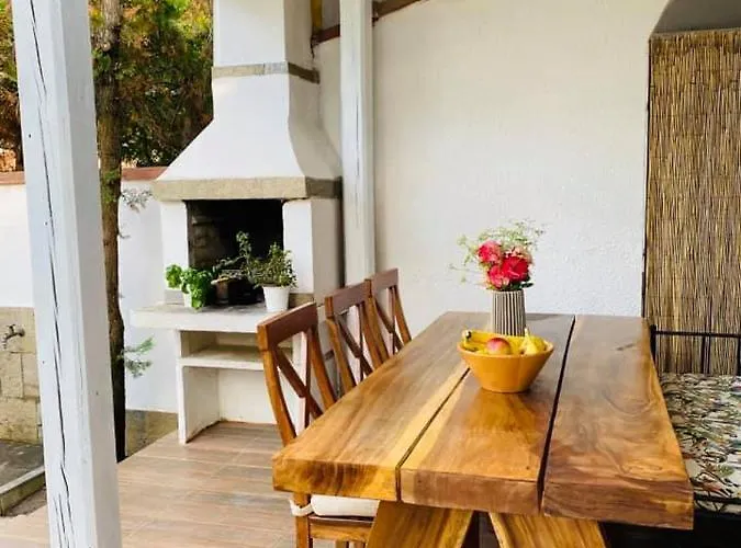 Friends Family Hotel *