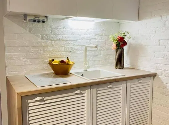 Friends Family Hotel