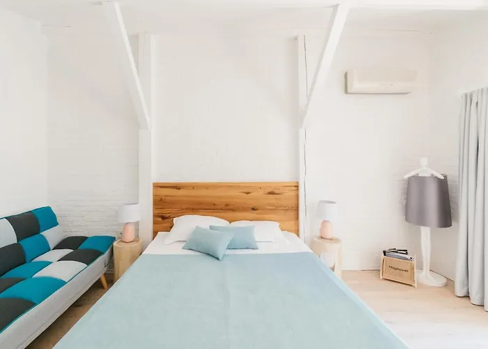 Friends Family * Lozenets