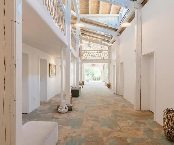 Hotel Friends Family Lozenets