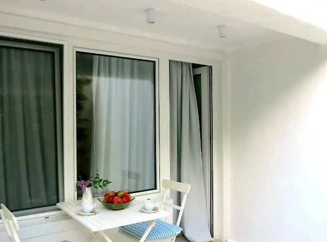 Friends Family Hotel *