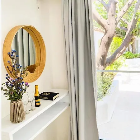 Friends Family * Lozenets