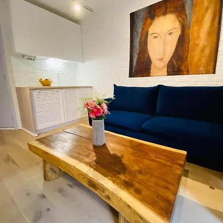 Friends Family * Lozenets