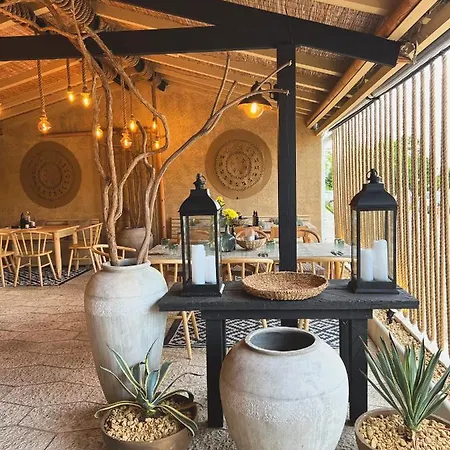 Friends Boutique Hotel